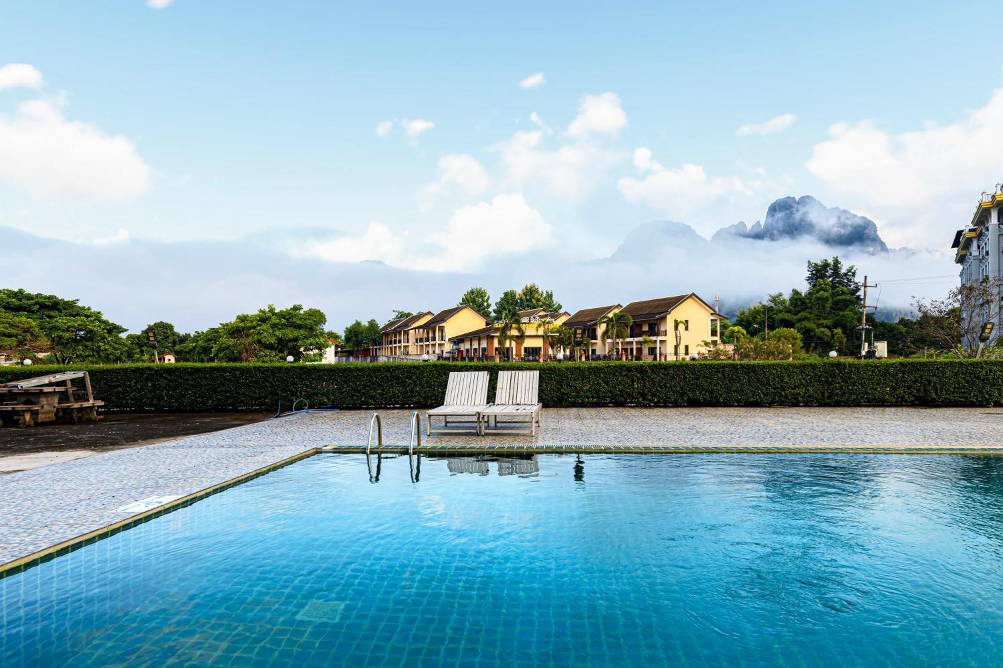Lisha The Grand Riverside Hotel Vang Vieng Zewnętrze zdjęcie
