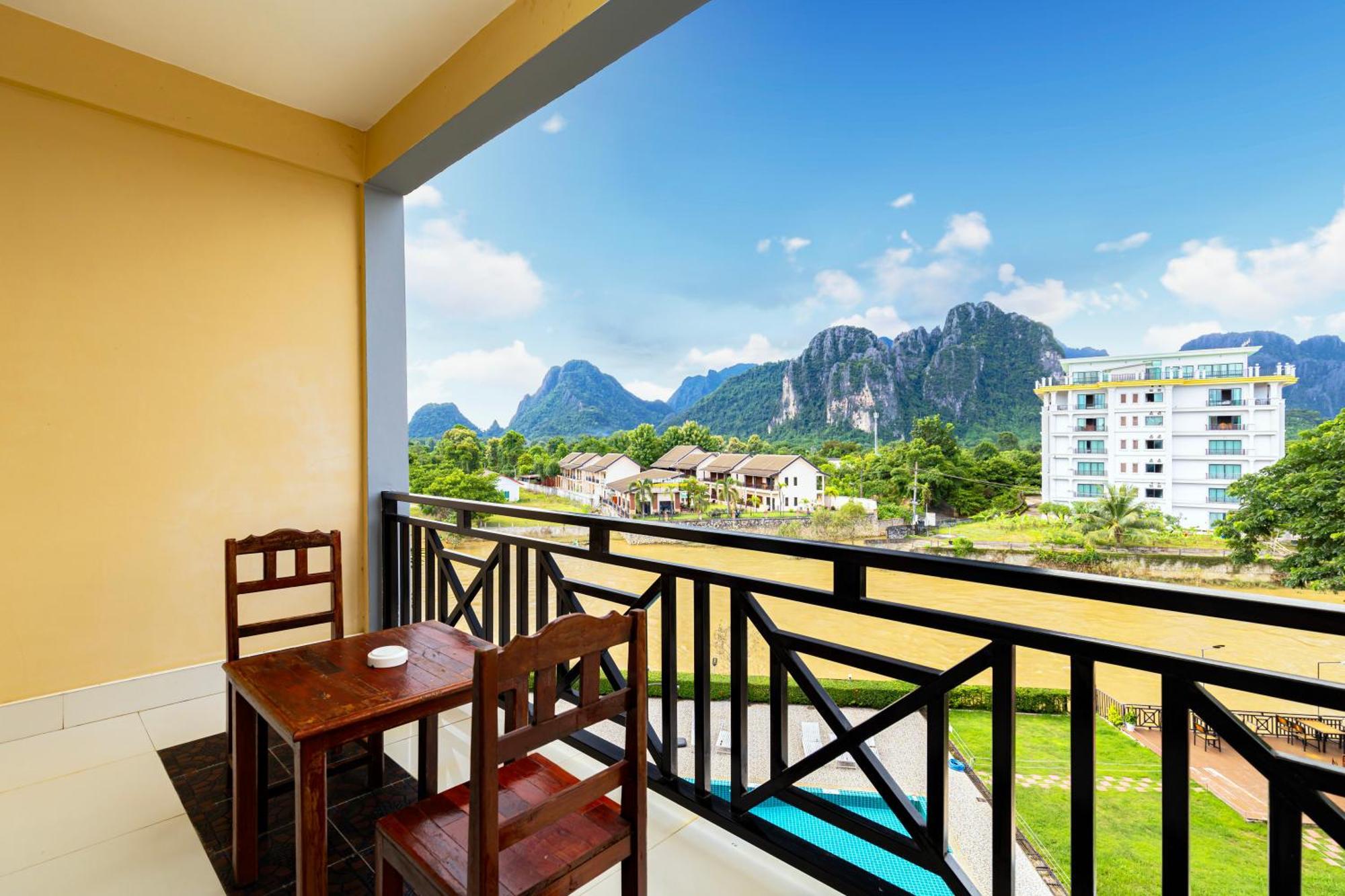 Lisha The Grand Riverside Hotel Vang Vieng Zewnętrze zdjęcie