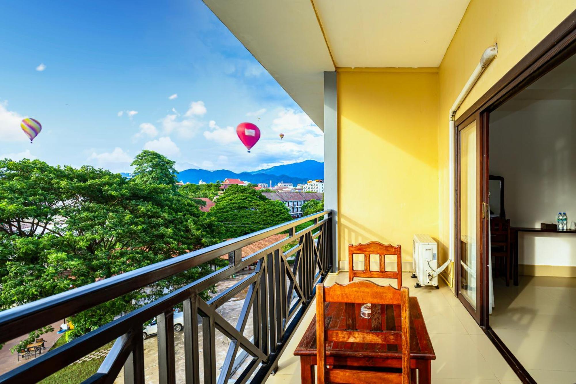 Lisha The Grand Riverside Hotel Vang Vieng Zewnętrze zdjęcie